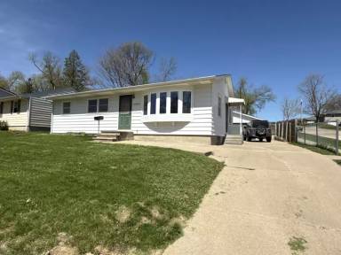 Main picture of 3624 Bel Air Dr SE