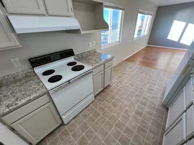 Main picture of 465 Esplanade Ave