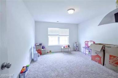 Main picture of 3267 Grandview Club Rd