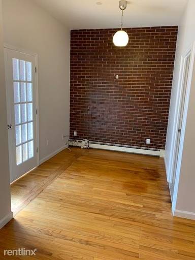 Main picture of 17 Judge St