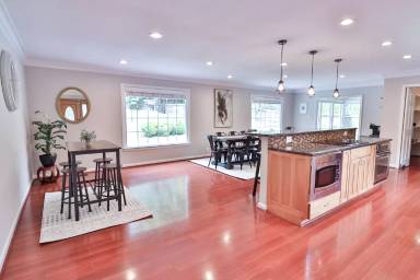 Main picture of 9633 Cinnamon Creek Dr