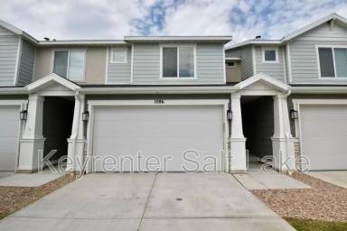 Main picture of 1086 E Pilot St