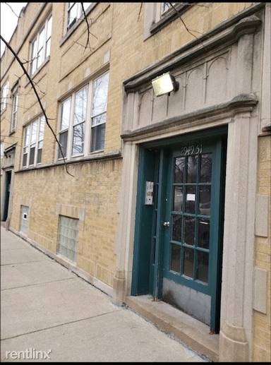 Main picture of 2953 W 60th St