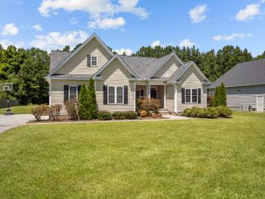 Main picture of 541 Park Meadows Dr