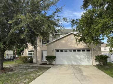 Main picture of 527 Bristol Cir