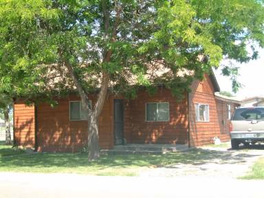 Main picture of 280 N Peach St
