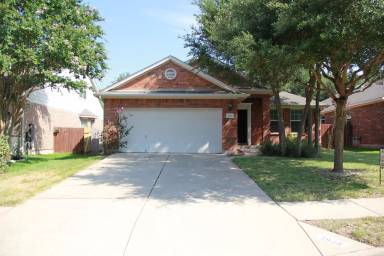 Main picture of 3828 Noe Ln