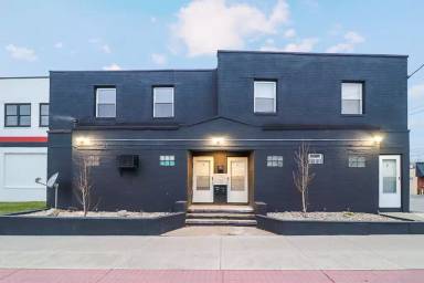 Main picture of 14222 Lorain Ave