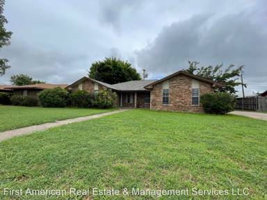 Main picture of 1406 Blackwell Dr