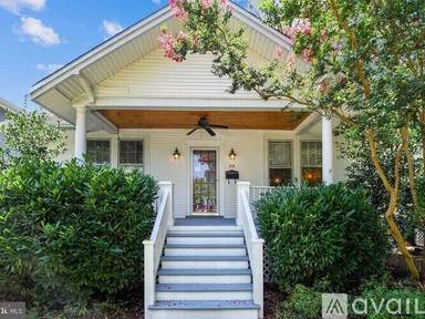 Main picture of 20 W Masonic View Ave