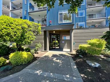 Main picture of 500 Elliott Ave W