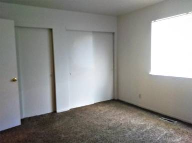 Main picture of 404 Valley Cir