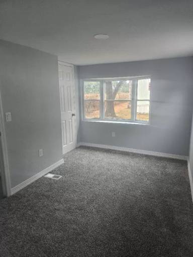 Main picture of 901 NE 95th St