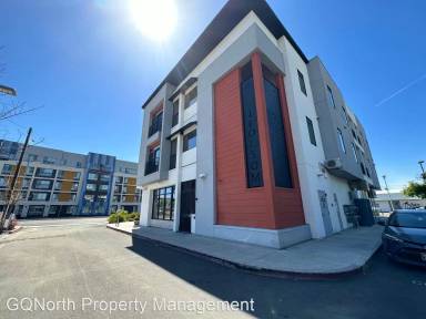Main picture of 6601 Folsom Blvd
