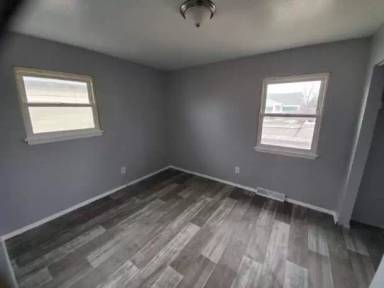 Main picture of 5696 Garfield Ave