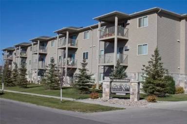 Main picture of Huntington Pointe
