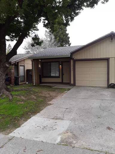Main picture of 7435 Willowcreek Dr