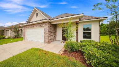 Main picture of 7211 Kenilworth Crossing Ave