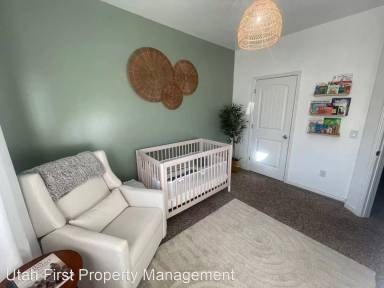 Main picture of 3202 E Maple Mountain Dr