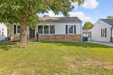 Main picture of 9625 Theodosia Ave