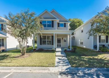 Main picture of 719 Chelton Ln