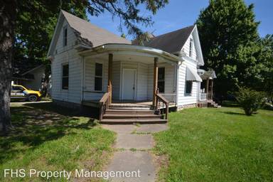Main picture of 1534 N Grant Ave