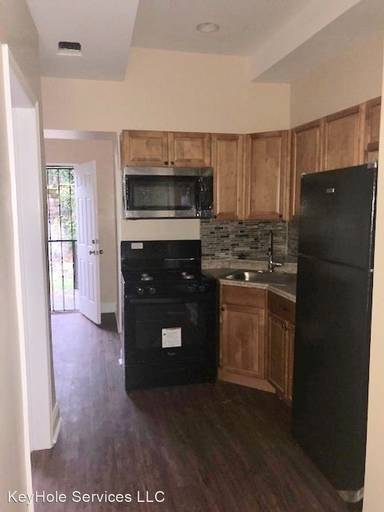 Main picture of 618 N Hilton St