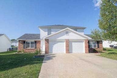 Main picture of 1600 - 1602 High Quest Dr