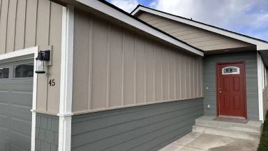 Main picture of Lakeside Villas