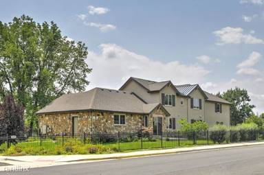 Main picture of 1397 Cottonwood St