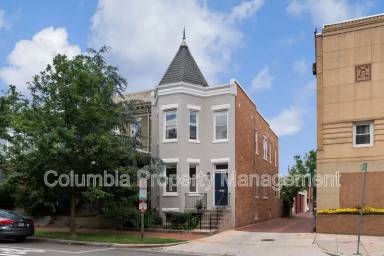 Main picture of 1224 C St NE