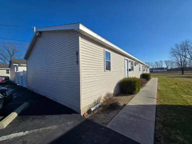 Main picture of 819 W Sandusky St