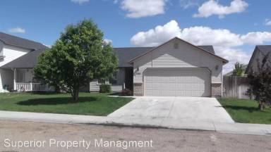 Main picture of 3115 Village Green St