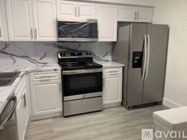 Main picture of 4704 Pier Dr