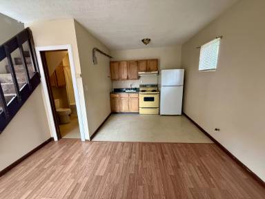 Main picture of 1033 8th St