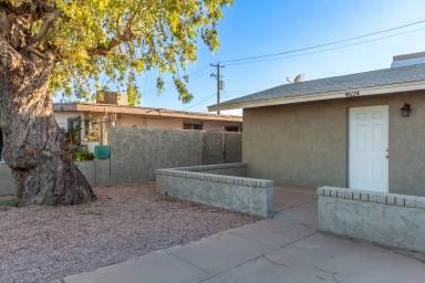 Main picture of 4624 S 19th Ave