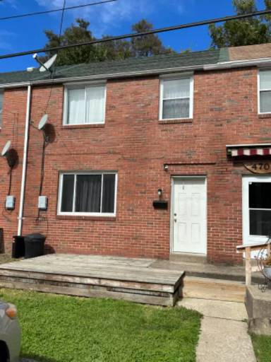 Main picture of 4705 Bataan Ave
