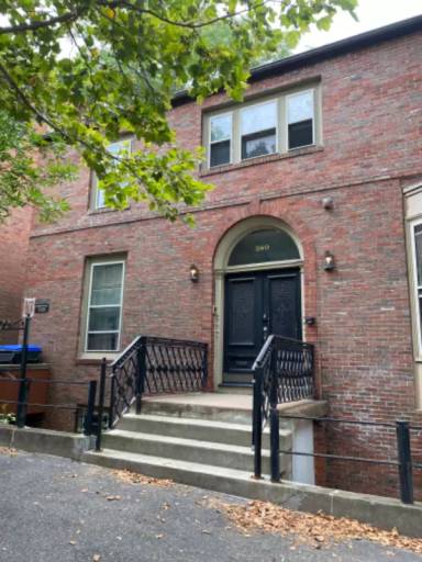 Main picture of 296 Benefit St