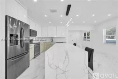 Main picture of 720 SW 60th Ave
