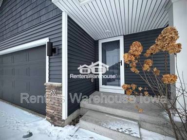 Main picture of 20 NE Badger Ln