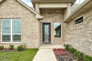 Main picture of 3105 Pescara Dr