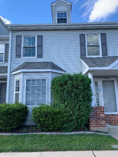 Main picture of 305 Truman Ct