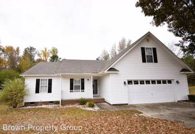 Main picture of 293 Deep Creek Ln