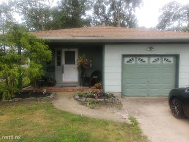 Main picture of 807 River Ave