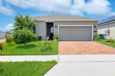 Main picture of 453 Disa Dr
