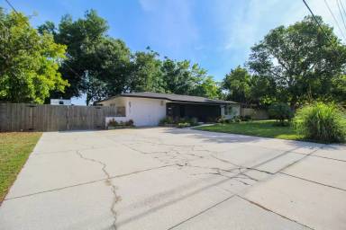 Main picture of 671 47th St