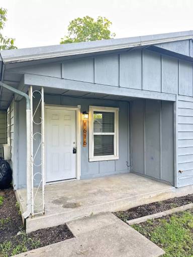 Main picture of 1616 S Park St