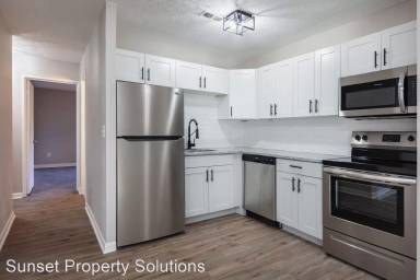 Main picture of 6375 Clough Pike