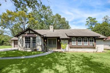 Main picture of 315 Crossbow Dr