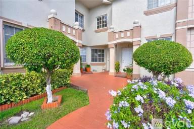 Main picture of 8340 NW 10th St